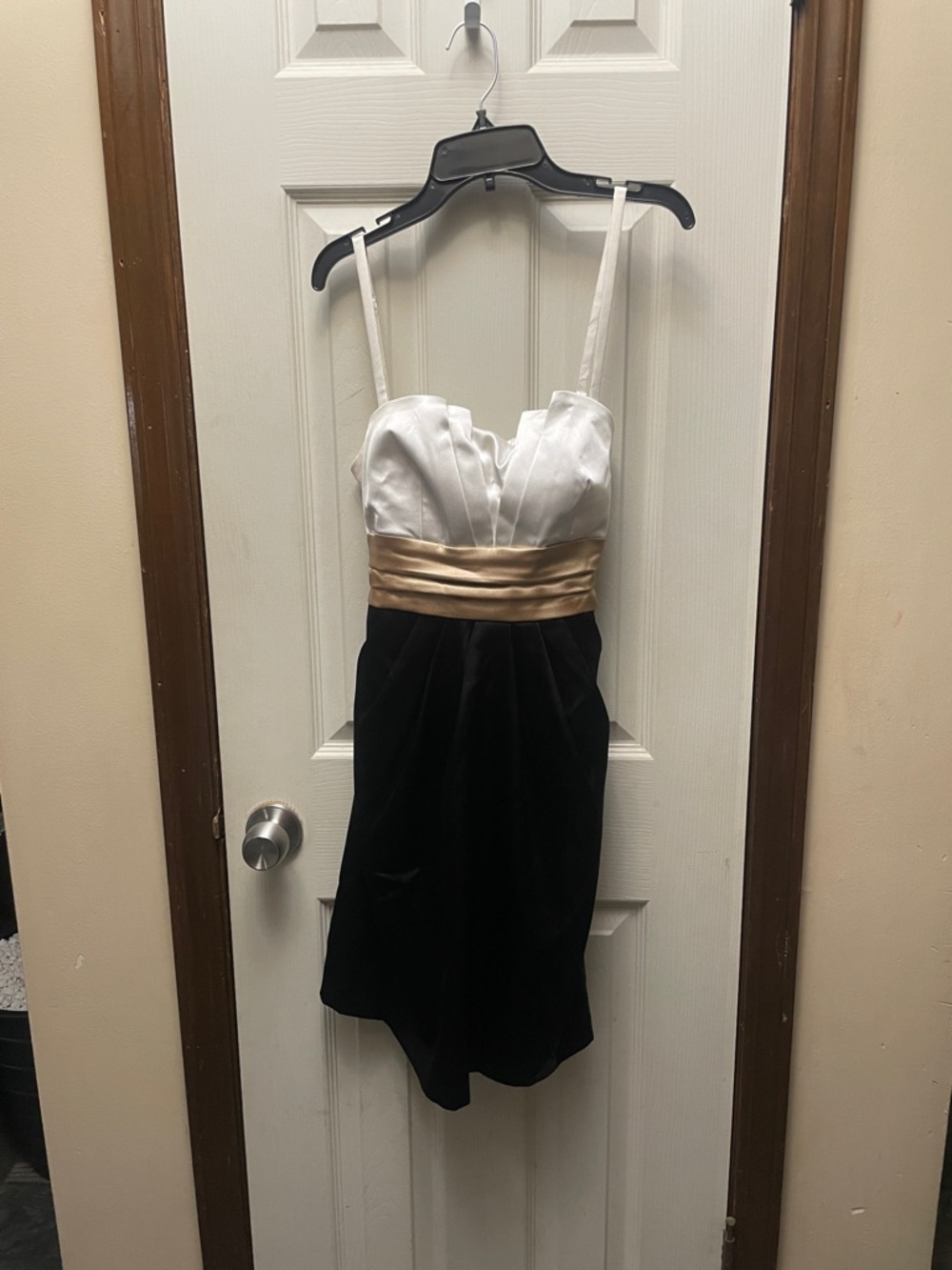 Three-Tone Strap Midi Dress with Gold Waistband